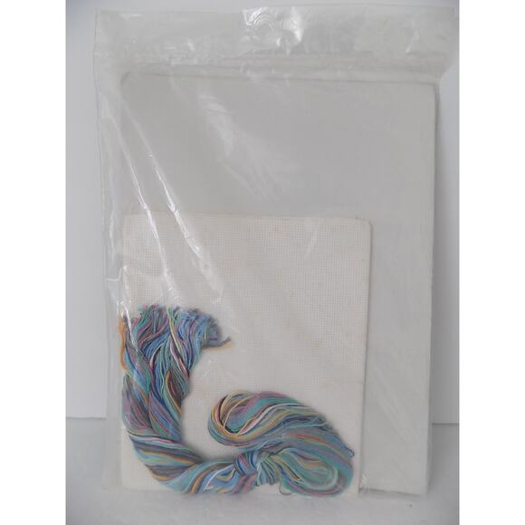 Golden Bee Carousel Horse Counted Cross Stitch Kit 60277 12" X 16" NEW - Picture 3 of 4